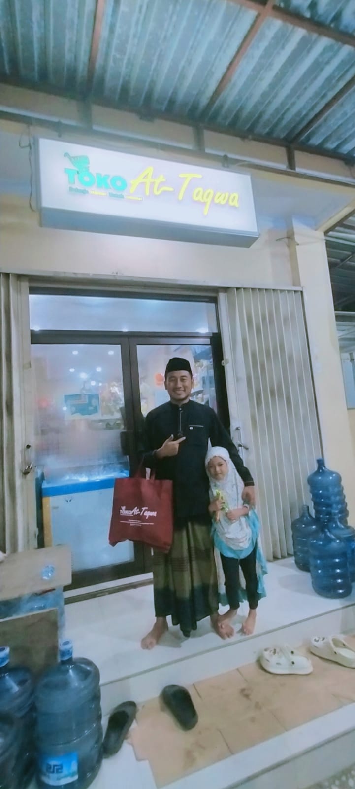 Gerakan Belanja di Toko Attaqwa, Upaya Memakmurkan Masjid dan Menguatkan Ekonomi Umat